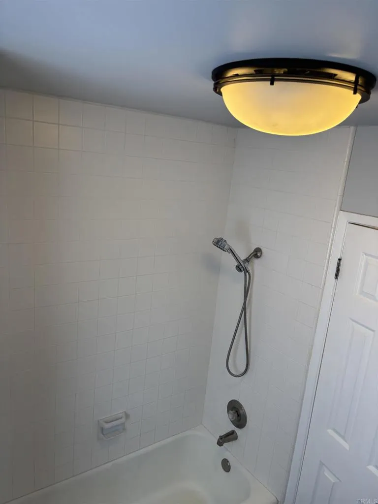 6114 Fenimore Way San Diego, CA 92120