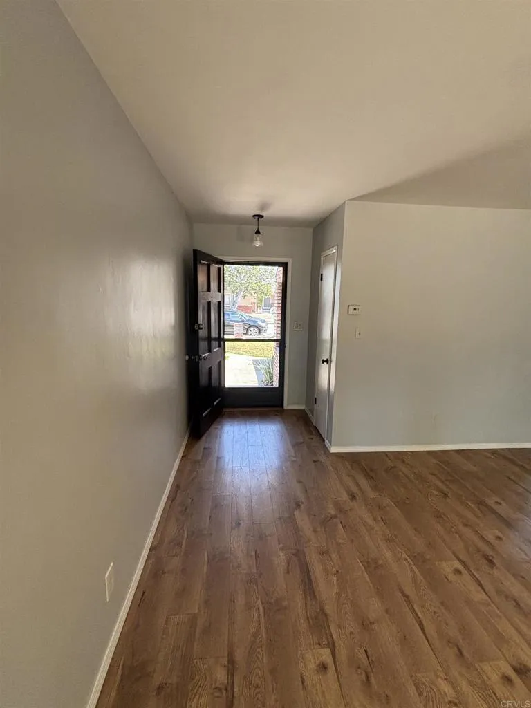 6114 Fenimore Way San Diego, CA 92120