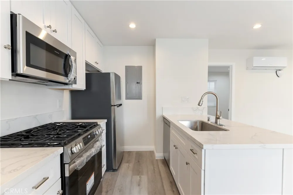 1128 W Balboa Blvd Newport Beach, CA 92661