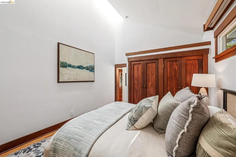2435 Valley Street Berkeley, CA 94702