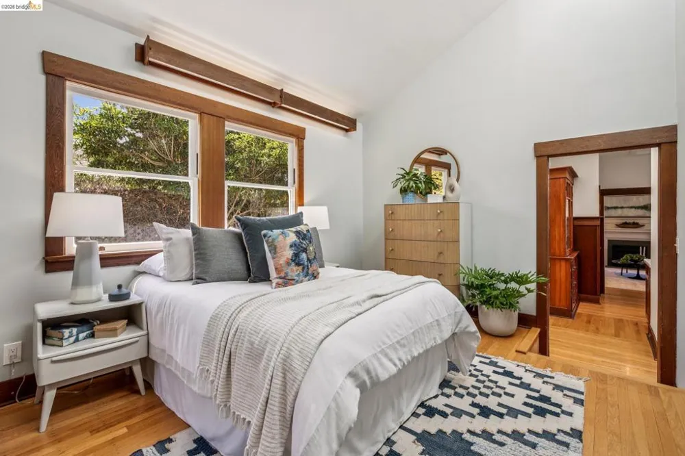 2435 Valley Street Berkeley, CA 94702