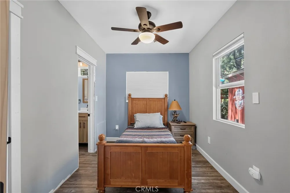 1858 Thrush Wrightwood, CA 92397