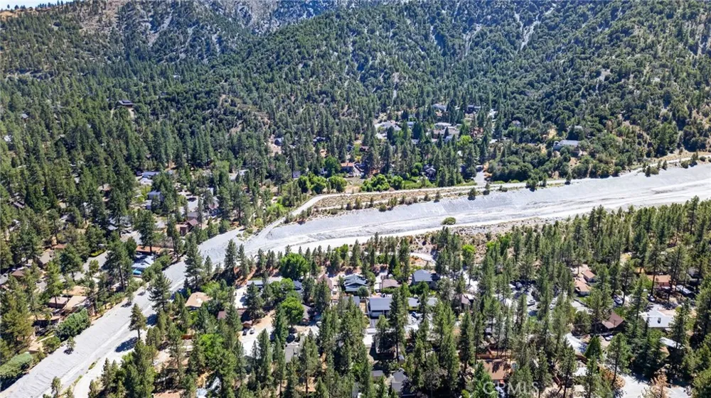 1858 Thrush Wrightwood, CA 92397