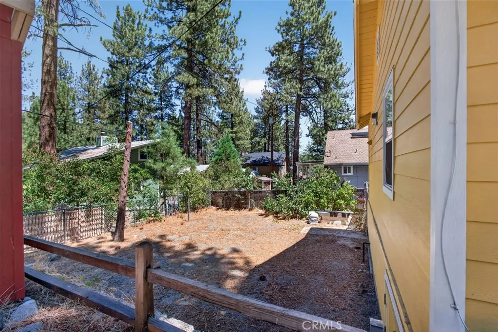1858 Thrush Wrightwood, CA 92397