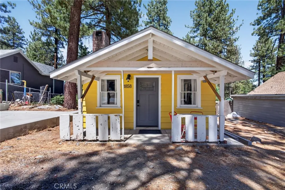 1858 Thrush Wrightwood, CA 92397