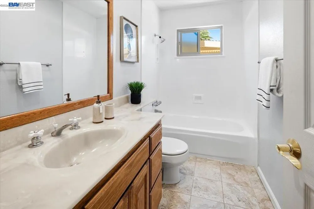 6360 Shorewood Ct Pleasanton, CA 94588