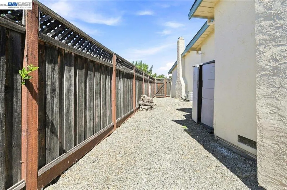 6360 Shorewood Ct Pleasanton, CA 94588