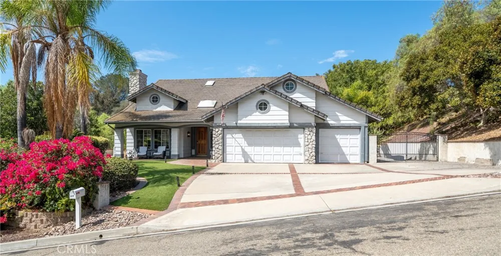 1463 Oak View way Escondido, CA 92029