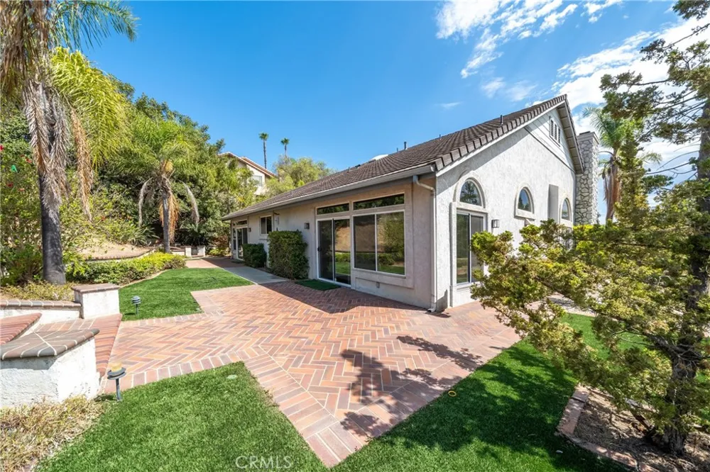 1463 Oak View way Escondido, CA 92029