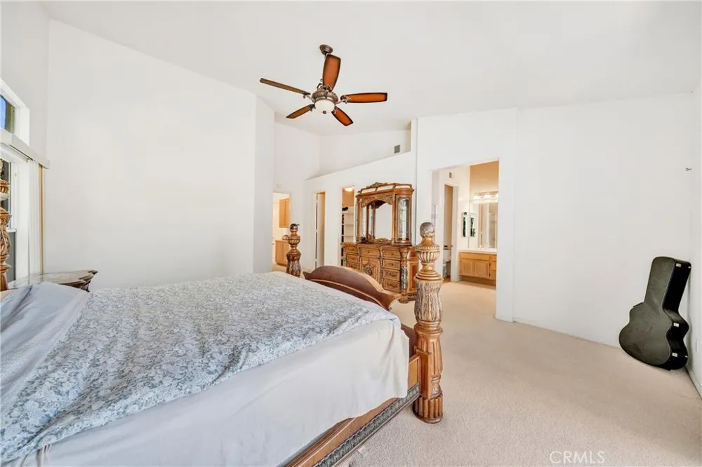 1463 Oak View way Escondido, CA 92029