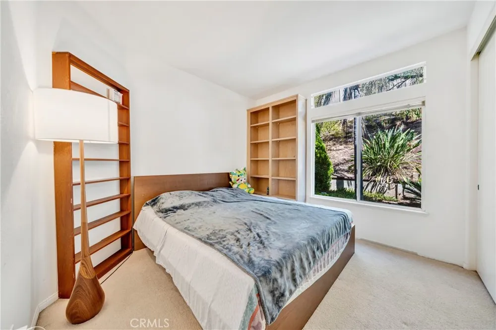 1463 Oak View way Escondido, CA 92029