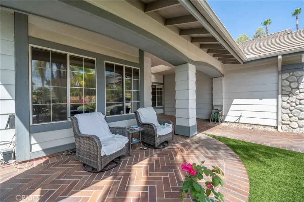 1463 Oak View way Escondido, CA 92029