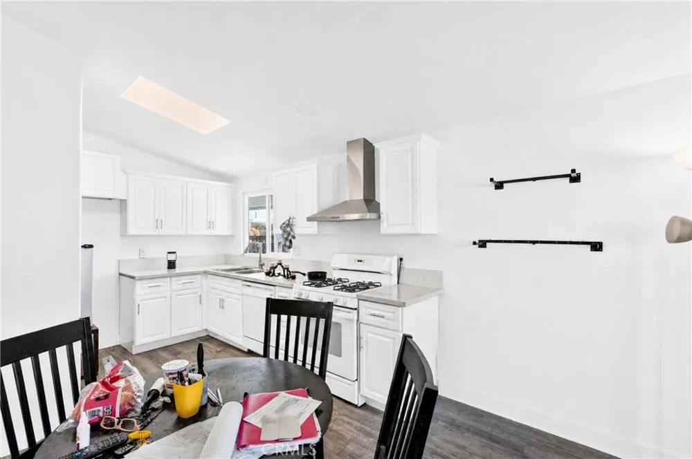 1499 Old Mountain #14 San Jacinto, CA 92583