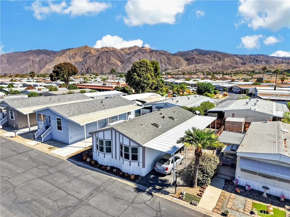 1499 Old Mountain #14 San Jacinto, CA 92583