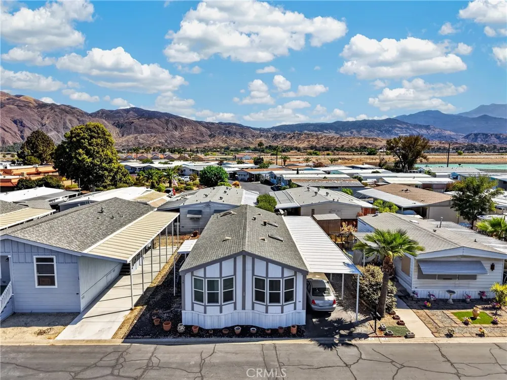 1499 Old Mountain #14 San Jacinto, CA 92583