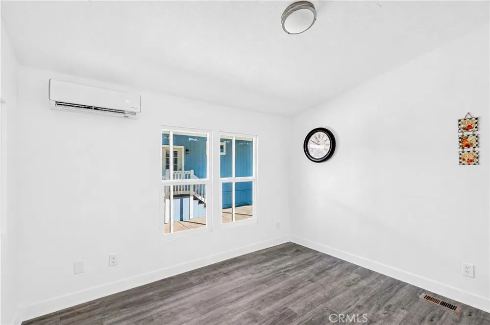 1499 Old Mountain #14 San Jacinto, CA 92583