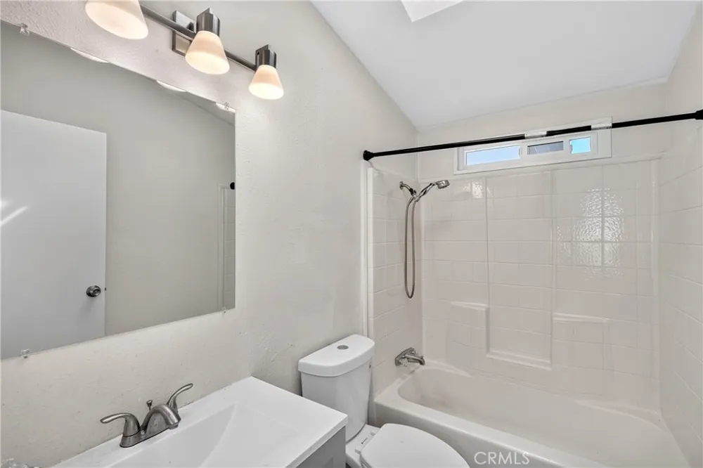 1499 Old Mountain #14 San Jacinto, CA 92583