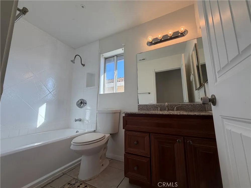 11705 Malagon Drive Fontana, CA 92337
