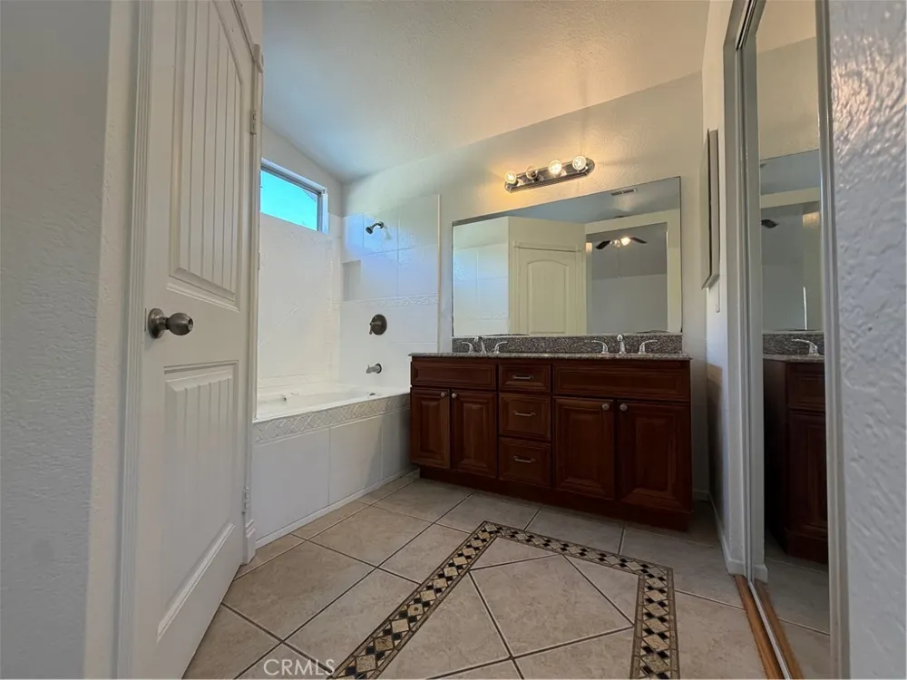 11705 Malagon Drive Fontana, CA 92337
