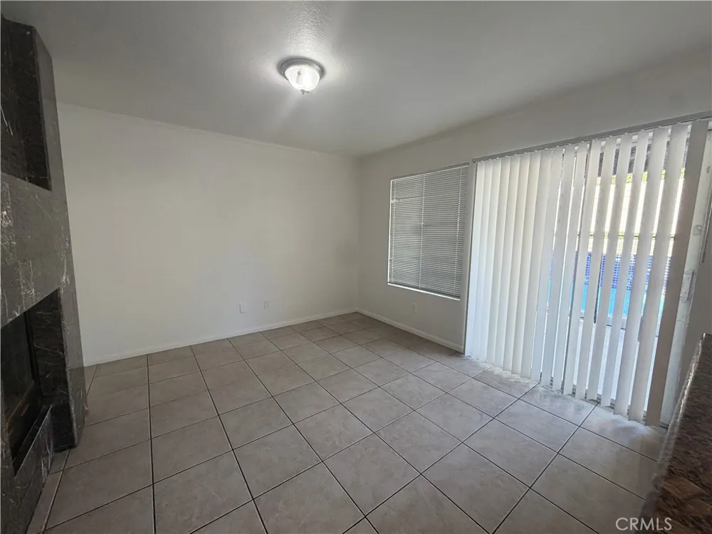 11705 Malagon Drive Fontana, CA 92337