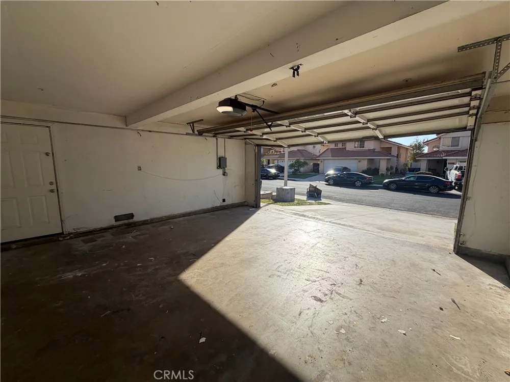 11705 Malagon Drive Fontana, CA 92337