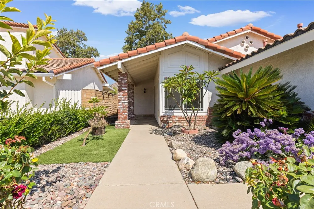 6265 Birdie La Verne, CA 91750
