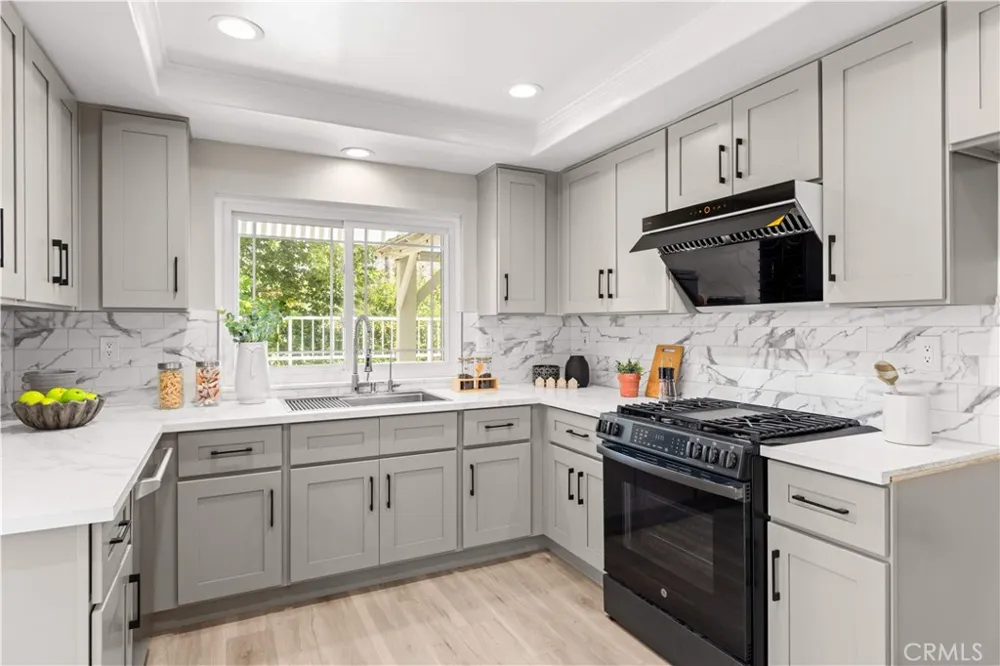 6265 Birdie La Verne, CA 91750