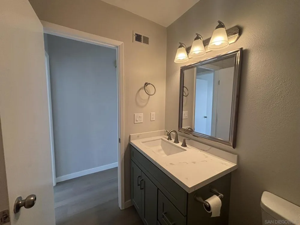 13942 Via Rimini San Diego, CA 92129