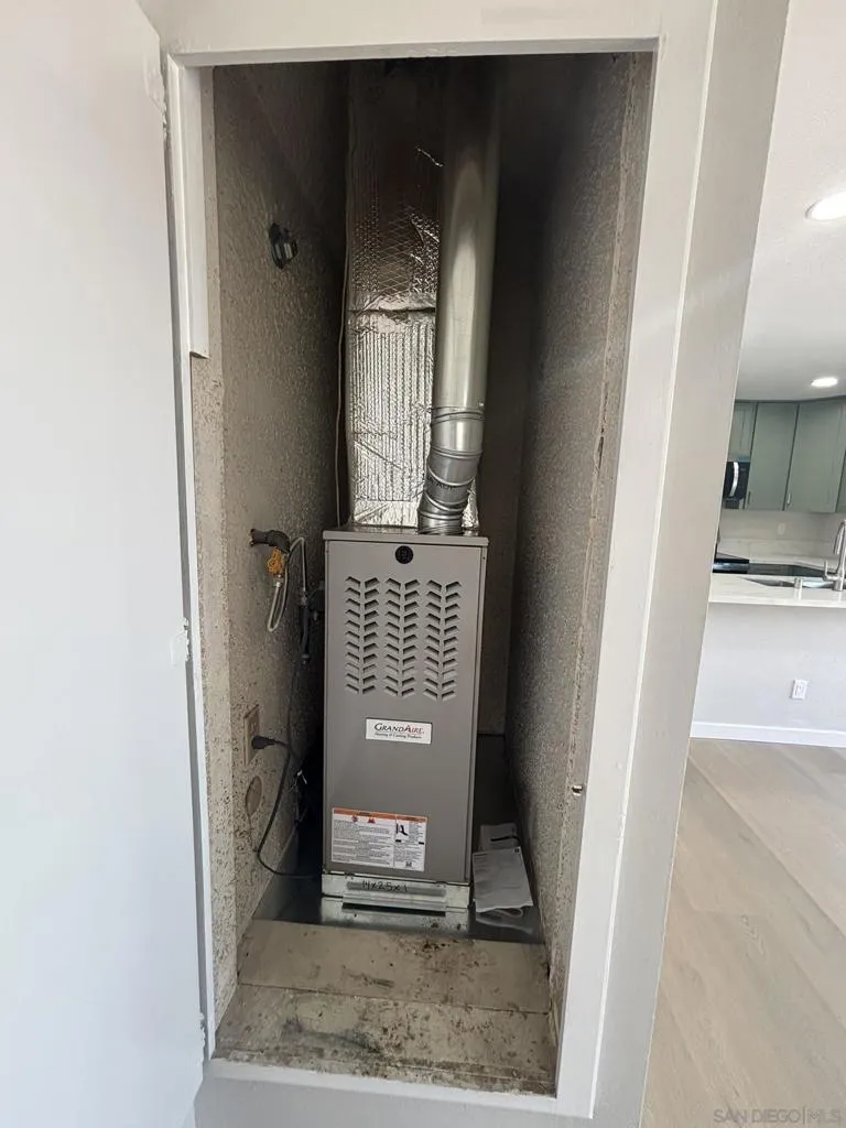 13942 Via Rimini San Diego, CA 92129