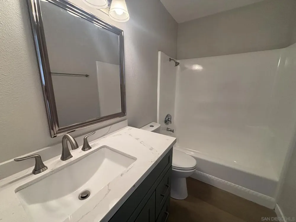 13942 Via Rimini San Diego, CA 92129