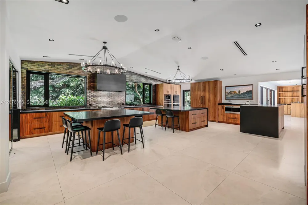 4775 SW 85th St Miami, FL 33166