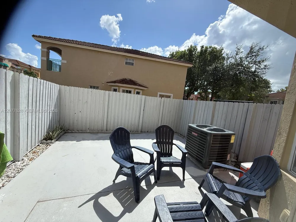 7055 NW 173rd Dr #1503 Hialeah, FL 33015