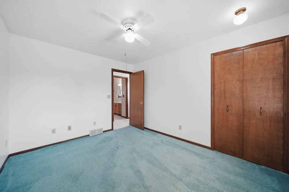 119 Claremont Circle Brooklyn, MI 49230
