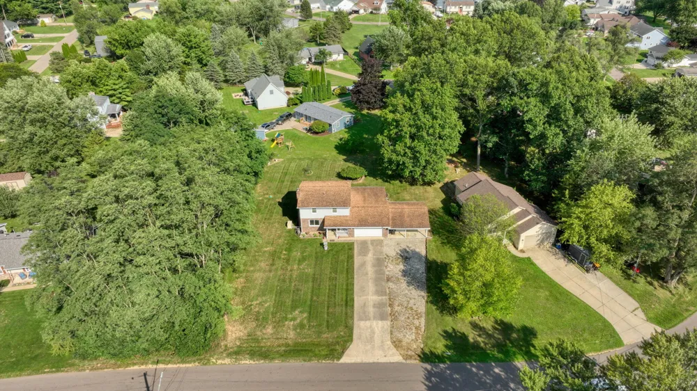 119 Claremont Circle Brooklyn, MI 49230