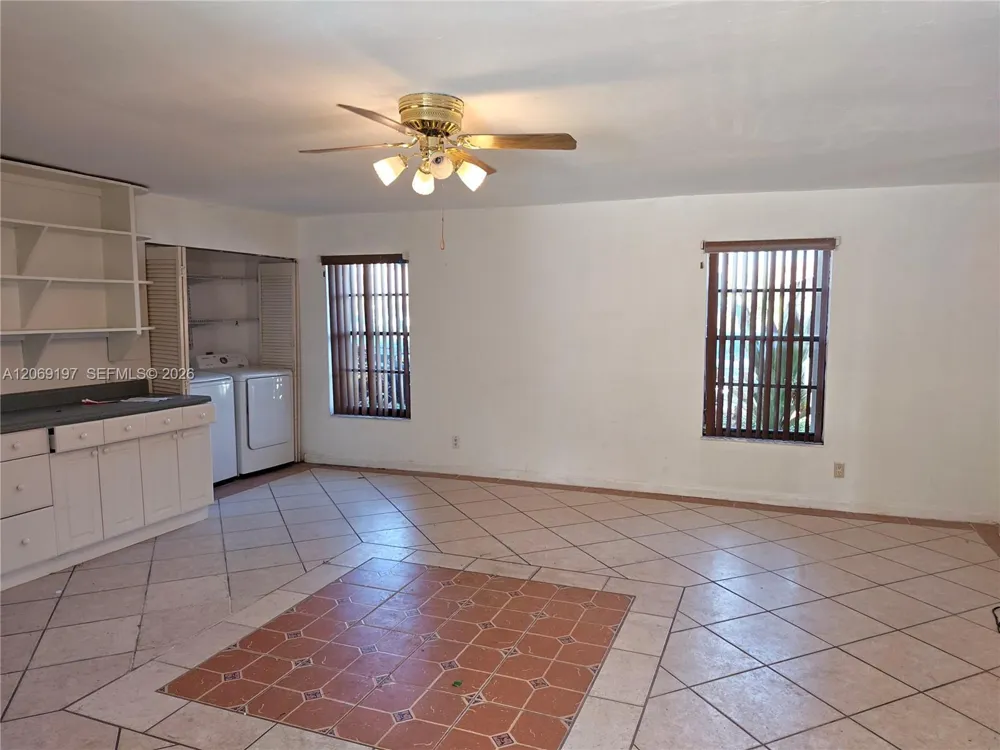 1220 SW 104th Ave Miami, FL 33174