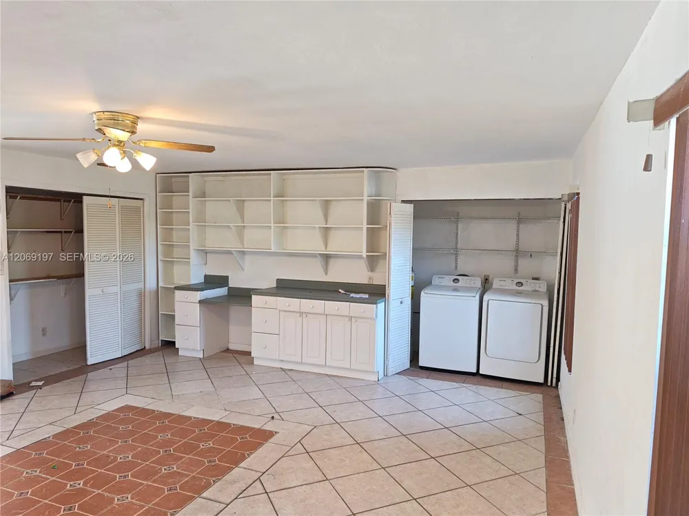 1220 SW 104th Ave Miami, FL 33174