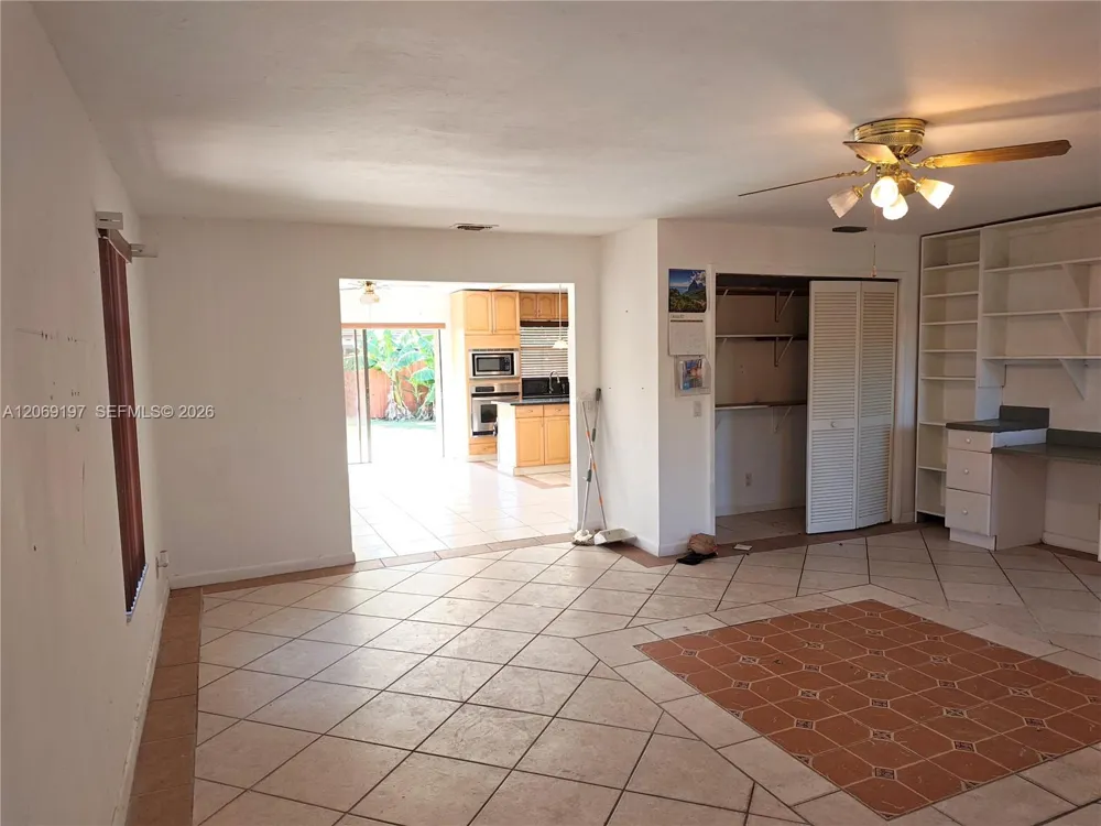 1220 SW 104th Ave Miami, FL 33174
