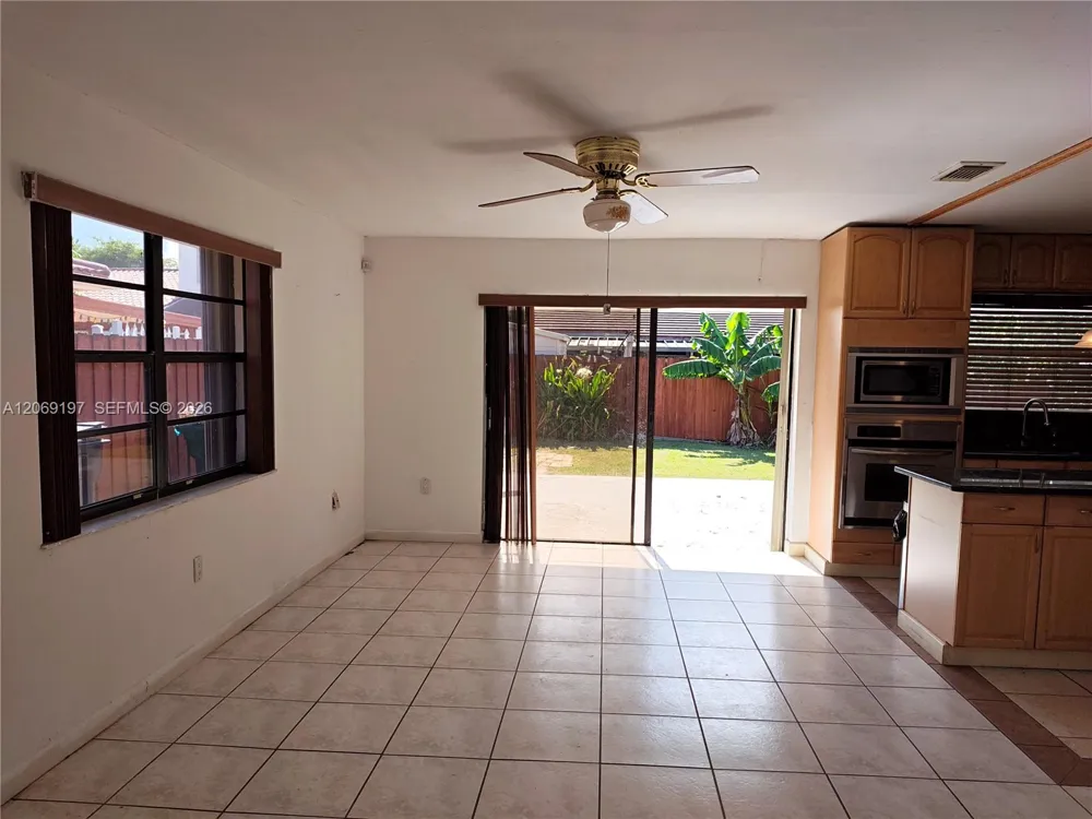 1220 SW 104th Ave Miami, FL 33174