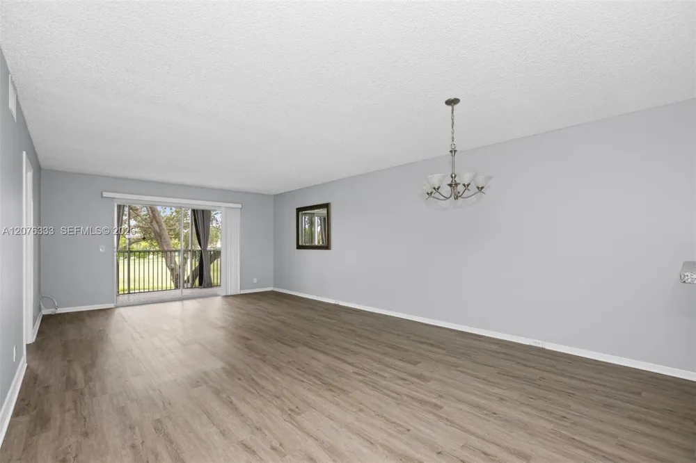 901 SW 128th Ter #212A Pembroke Pines, FL 33027