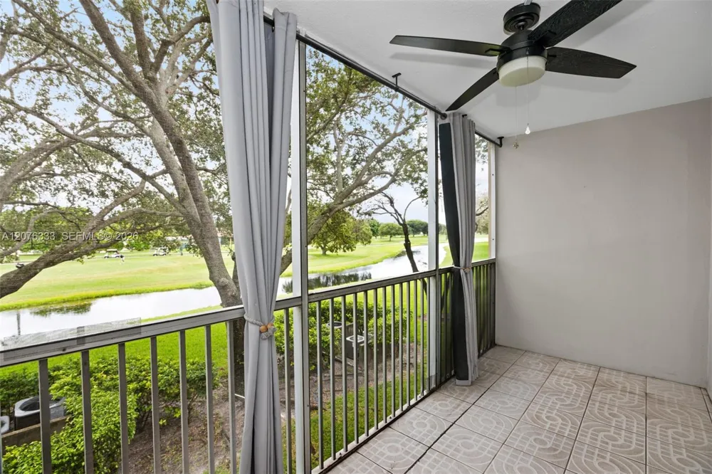901 SW 128th Ter #212A Pembroke Pines, FL 33027