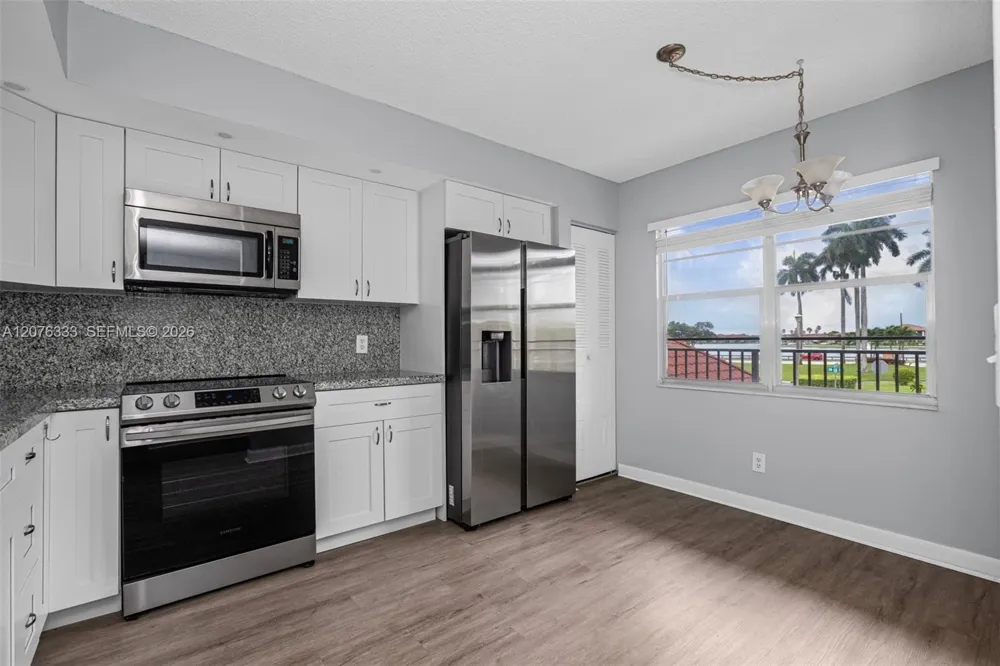 901 SW 128th Ter #212A Pembroke Pines, FL 33027