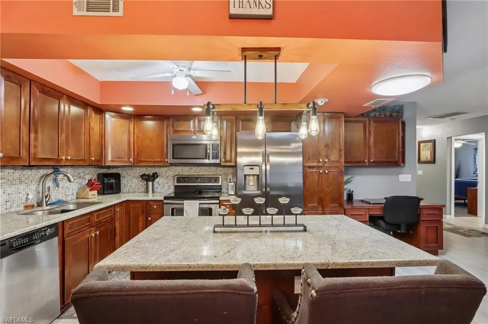 19906 Lake Vista Circle Lehigh Acres, FL 33936