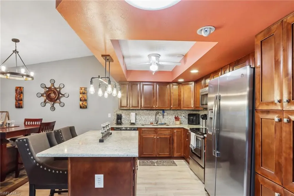 19906 Lake Vista Circle Lehigh Acres, FL 33936