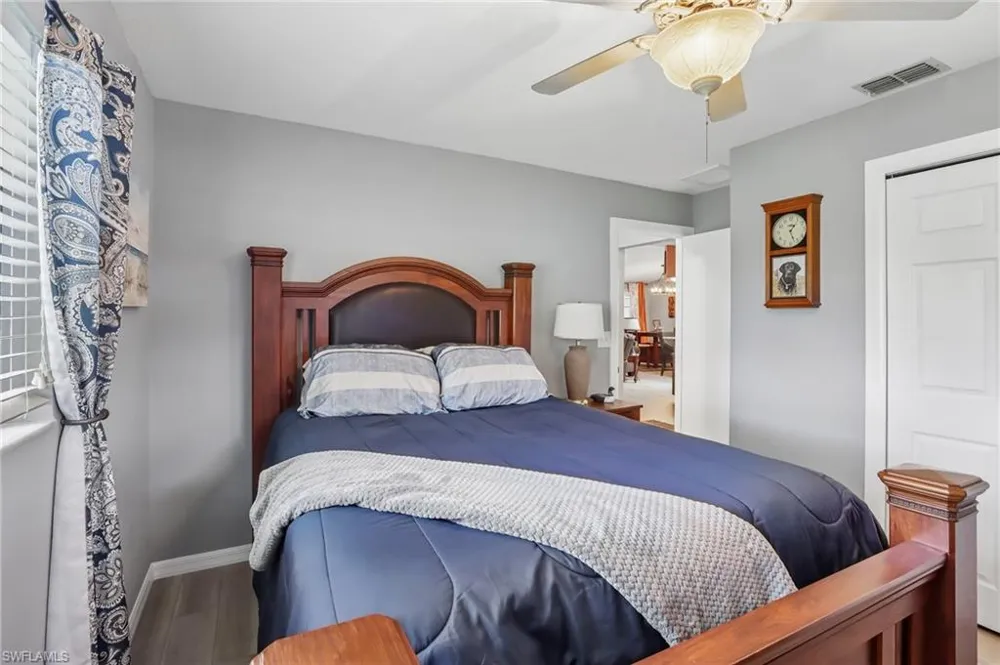 19906 Lake Vista Circle Lehigh Acres, FL 33936