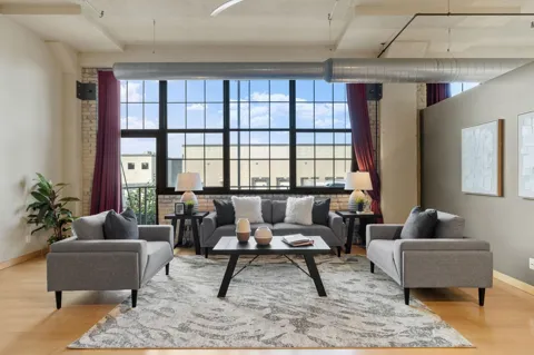 1901 E Hennepin Avenue #105