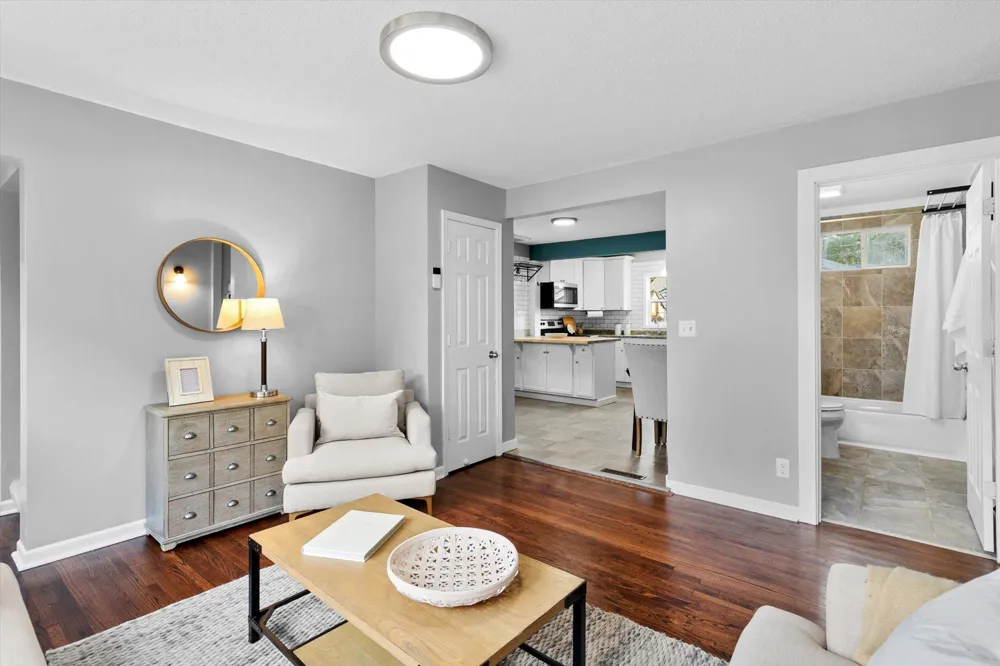 2574 2nd Avenue E North Saint Paul, MN 55109