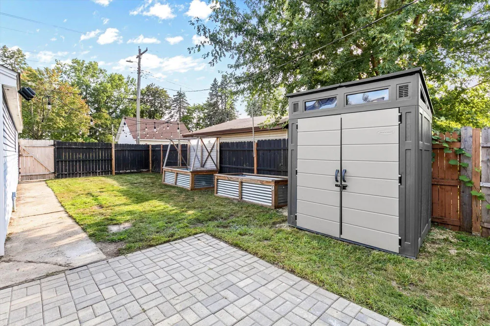 2574 2nd Avenue E North Saint Paul, MN 55109