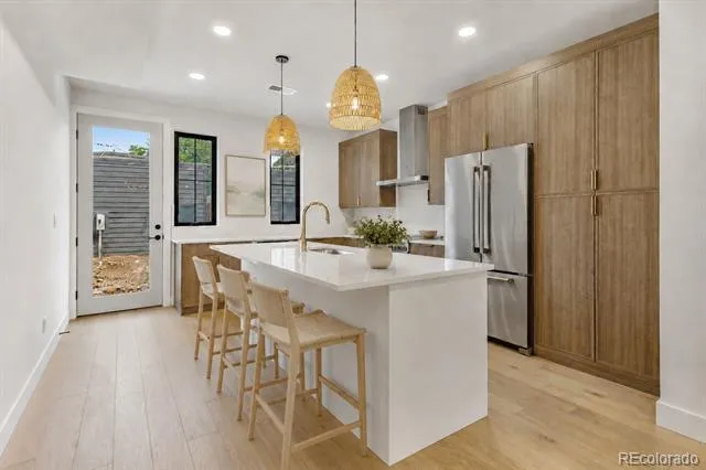 812 Dahlia Street Denver, CO 80220