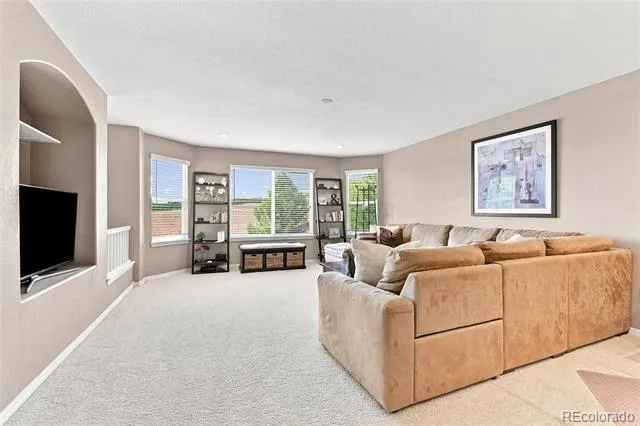 6072 Vacquero Drive Castle Rock, CO 80108