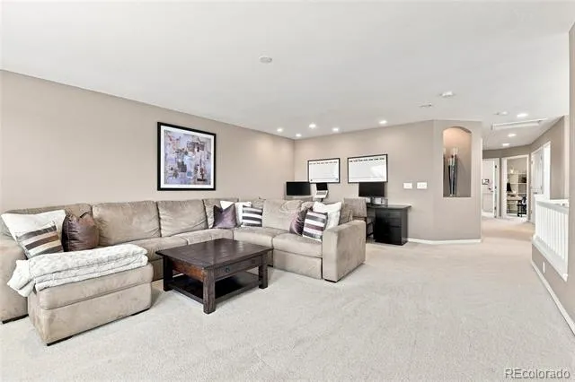 6072 Vacquero Drive Castle Rock, CO 80108